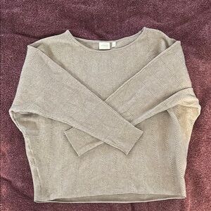 Gray Long Sleeve Sweater